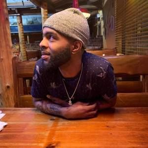 Meet your Posher, Adam